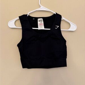 Gymshark Black Seamless Crop Top - Supportive Athletic Top